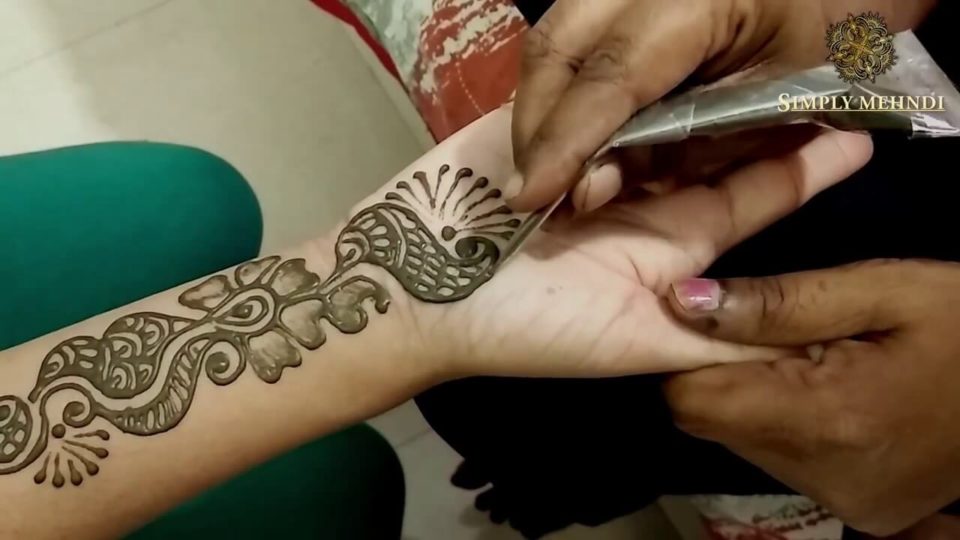 Best Mehndi Designs for Full Hands