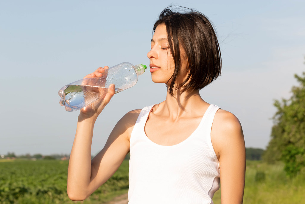 Benefits of drinking water for skin