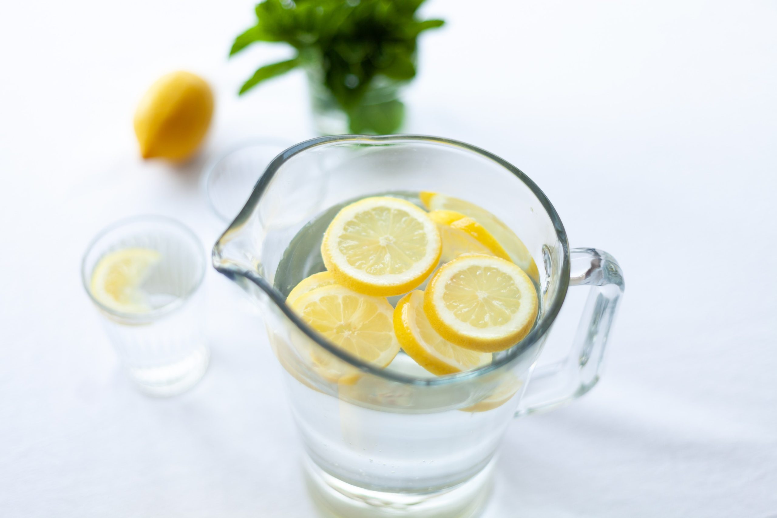 does lemon water break a fast